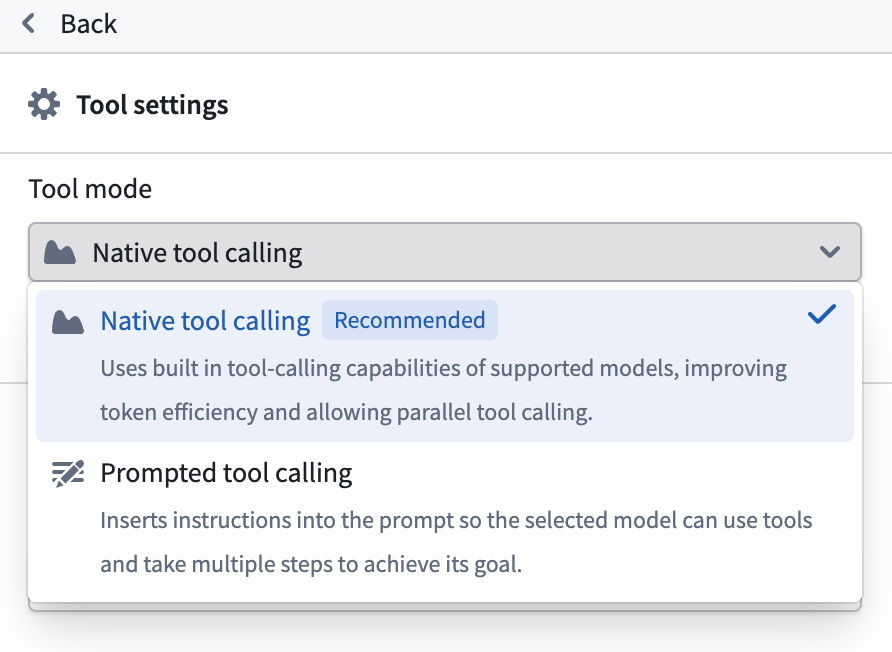 AIP Chatbot Studio 编辑模式中的 tool mode 选择,可选项包括 prompted tool calling 和 native tool calling 模式。